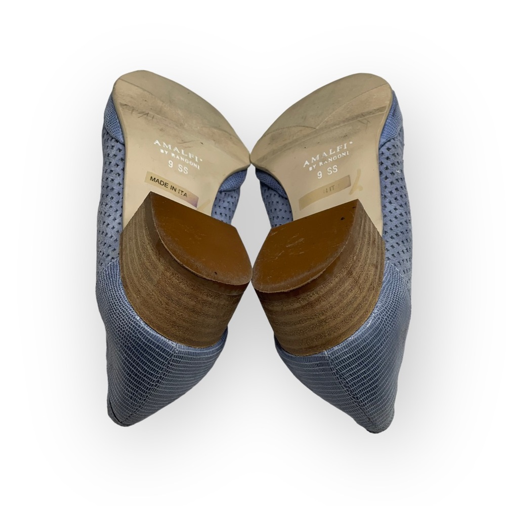 Amalfi by Rangoni ❃ Fabrizia Perforated Suede Moccasin Flats ❃ Chambray Metallic - Picture 11 of 16